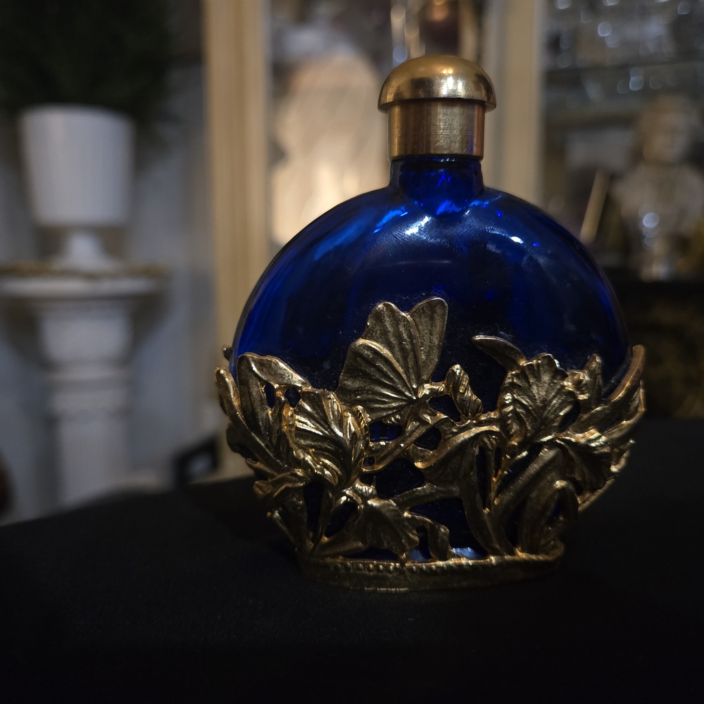 Elegant Blue and Gold Decorative Bottle